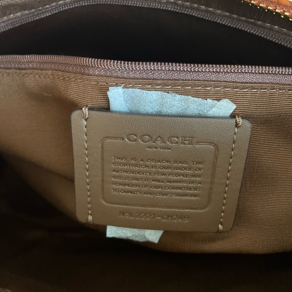 NWT Coach Brown Logan Carryall Tote W/Stripes CH249 - Picture 7 of 8